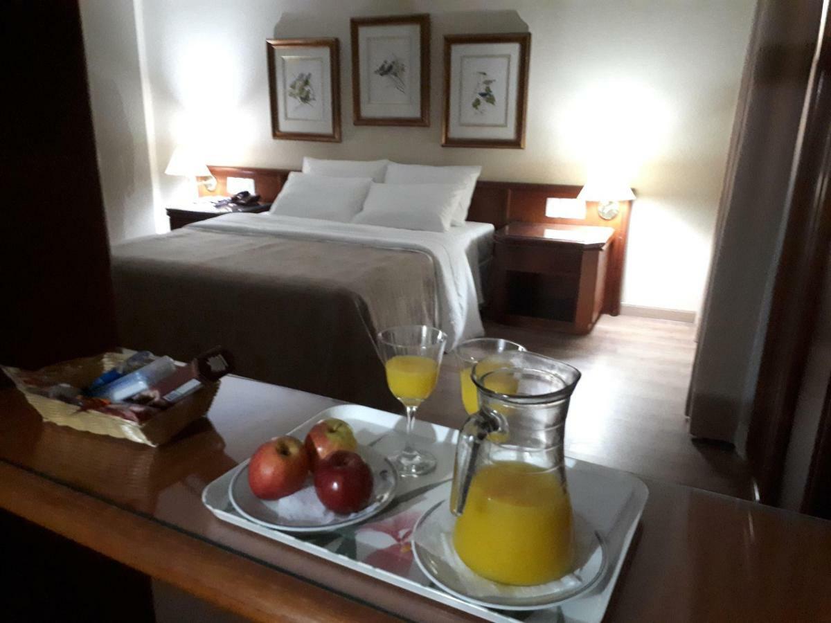 Crillon Palace Hotel Londrina Luaran gambar
