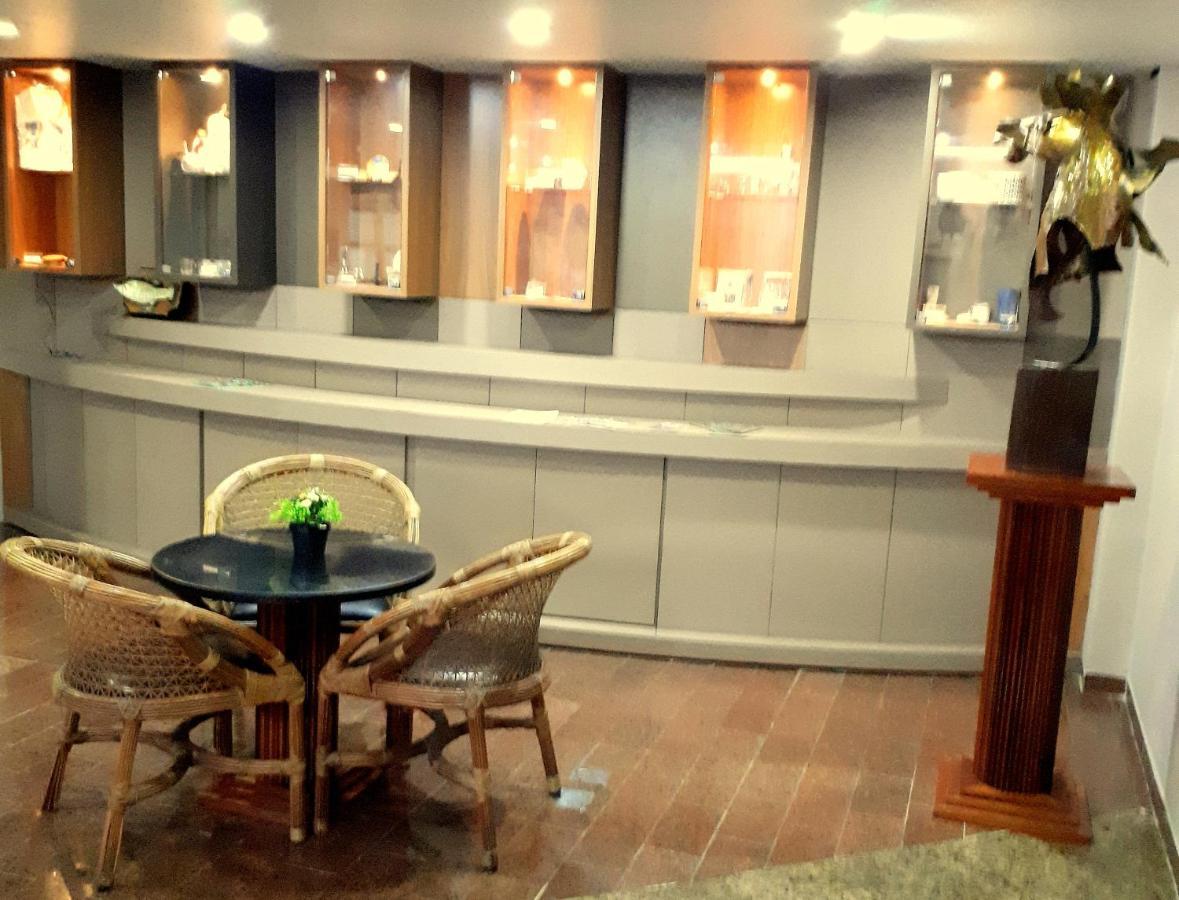 Crillon Palace Hotel Londrina Luaran gambar